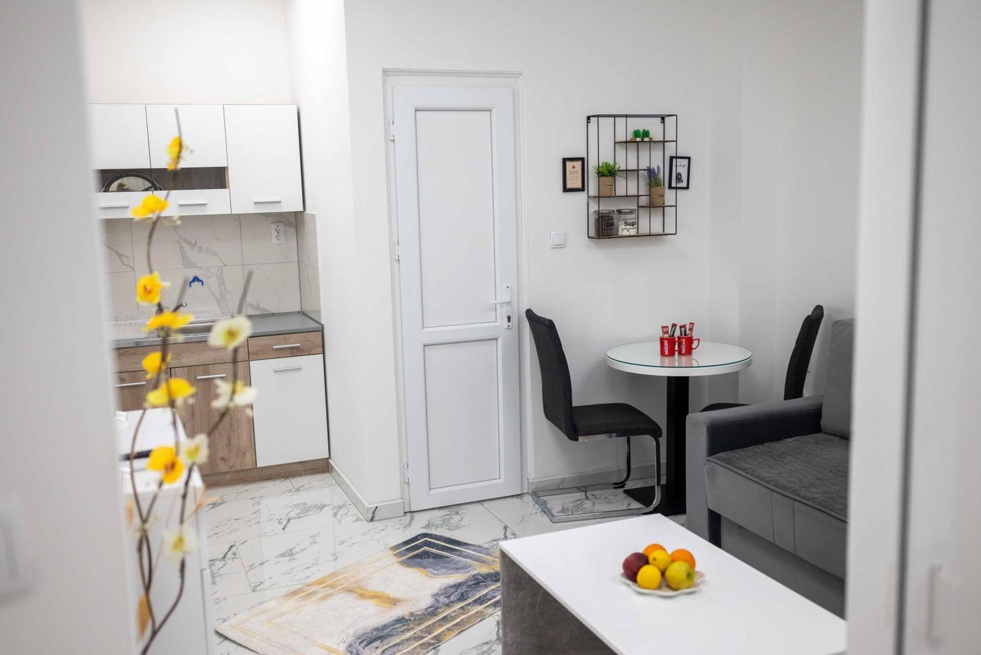 The Sun Apartments Brčko Екстериор снимка
